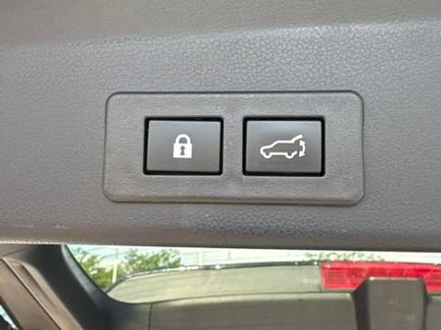Used 2024 Subaru Ascent Touring AWD/4WD image 37