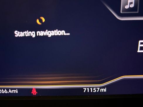Used 2022 Volkswagen Tiguan SEL R-Line AWD/4WD image 12