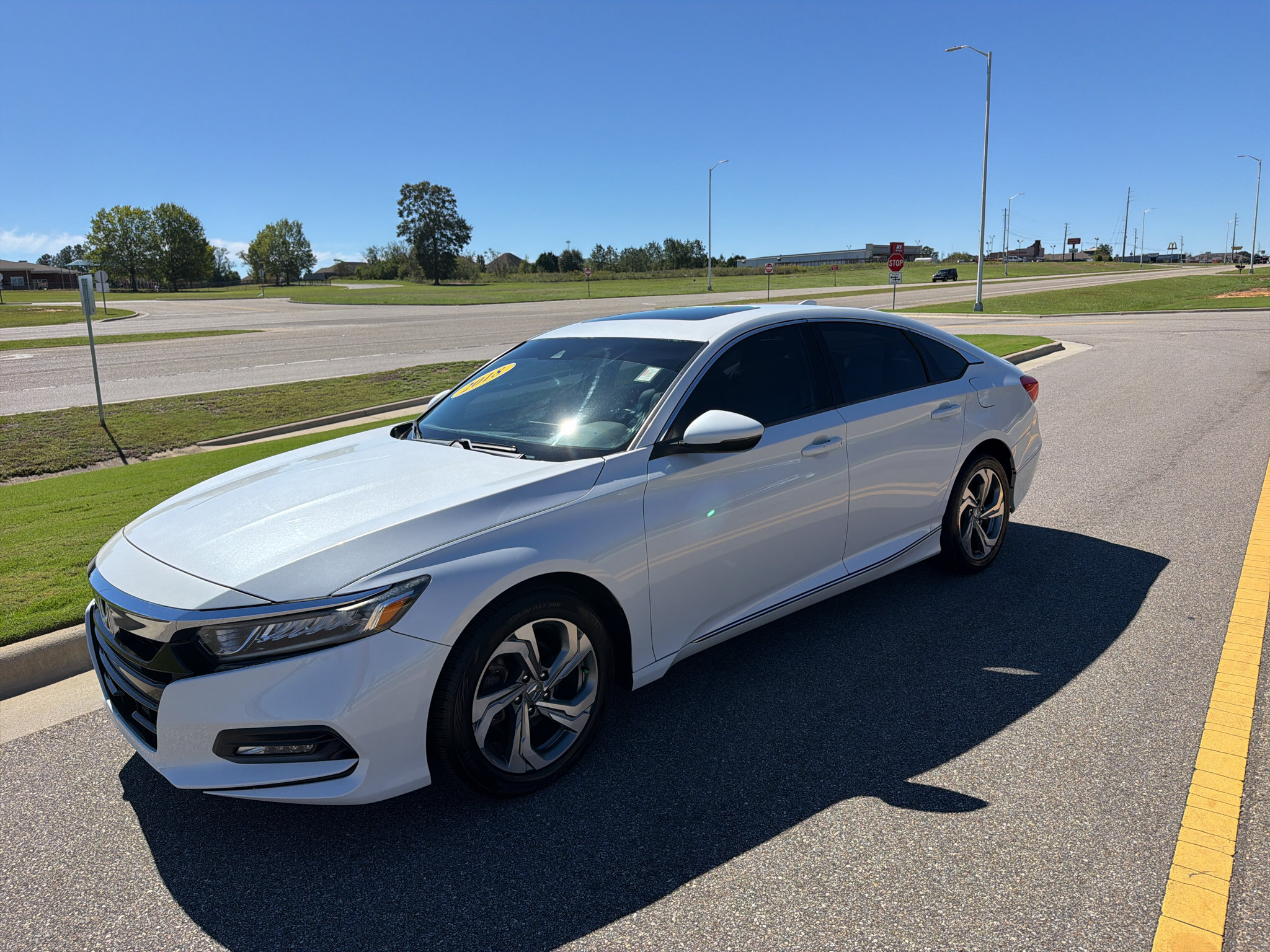Used 2018 Honda Accord EX-L image 12