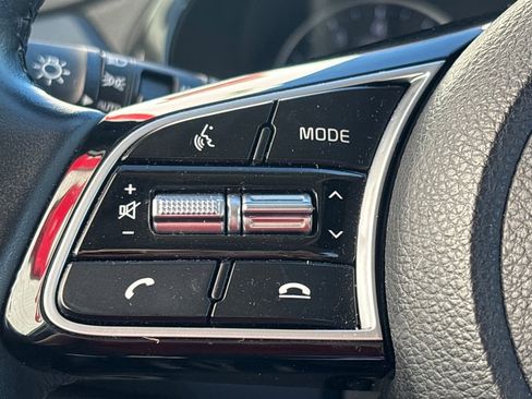 Used 2022 Kia Seltos S image 19