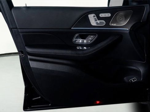 Used 2024 Mercedes-Benz GLE 450 4MATIC w/ Winter Package image 54