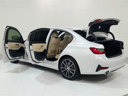 Used 2022 BMW 330i Sedan w/ Driving Assistance Package image 30