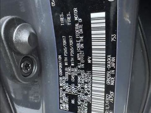 Used 2024 Toyota 4Runner SR5 image 22