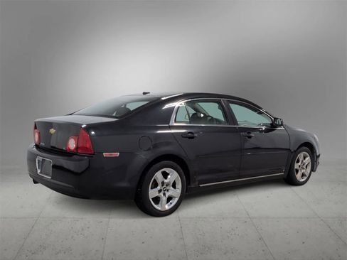 Used 2009 Chevrolet Malibu LT w/ Power Convenience Package image 8