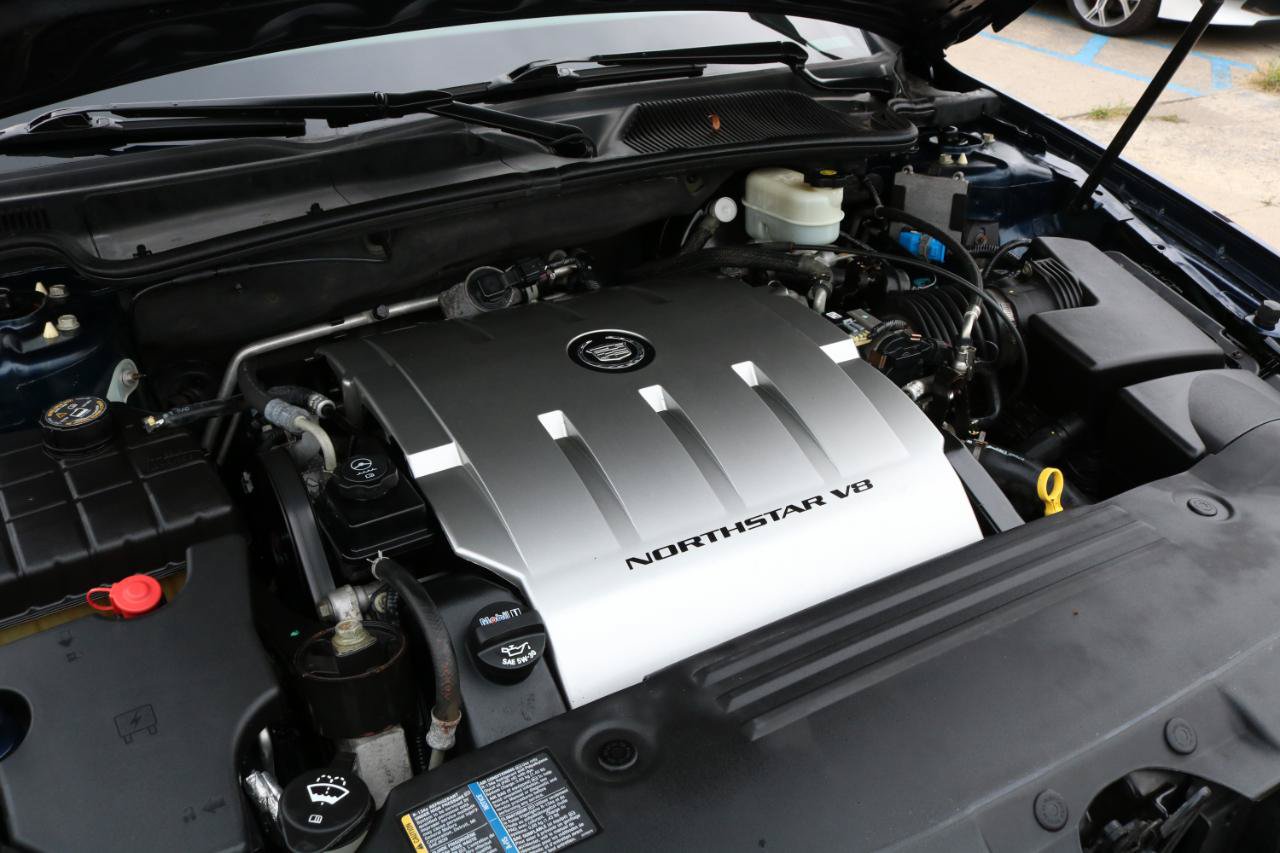 Used 2009 Cadillac DTS w/ Sun And Sound Package FWD image 42