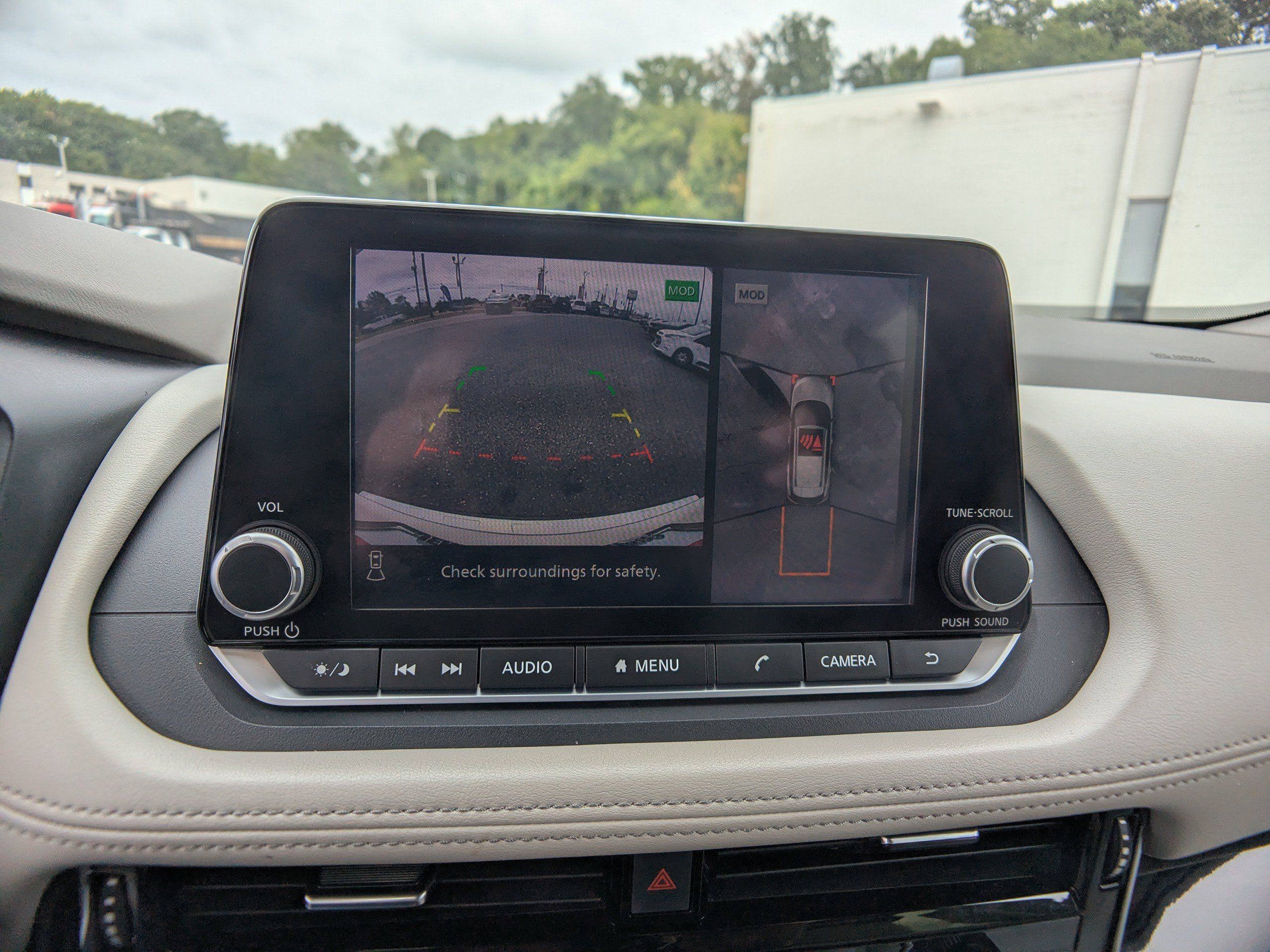 Used 2023 Nissan Rogue SL AWD/4WD image 22