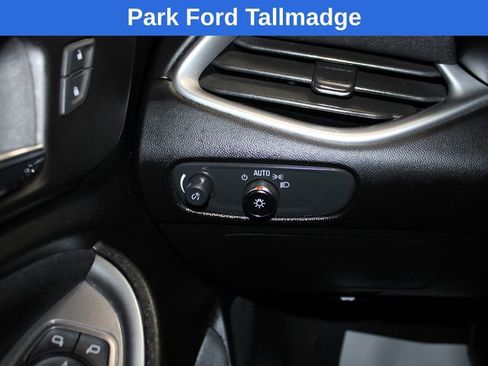 Used 2023 Chevrolet Malibu LT w/ Driver Confidence Package image 18