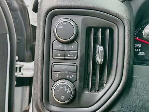 Used 2024 Chevrolet Silverado 1500 Custom w/ Turbomax Blackout Package AWD/4WD image 19