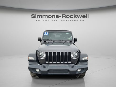 Used 2022 Jeep Wrangler Sport S image 2