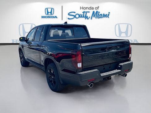 New 2026 Honda Ridgeline Black Edition image 5