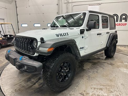 Used 2024 Jeep Wrangler Willys 4xe image 11
