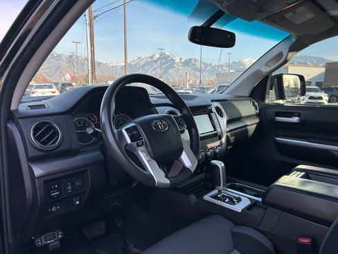 Used 2015 Toyota Tundra SR5 image 10
