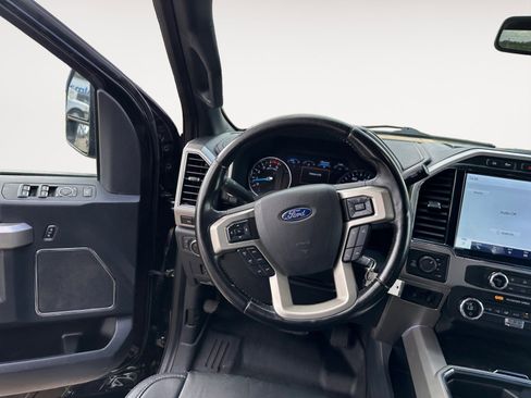 Used 2022 Ford F250 Lariat w/ Chrome Package image 12