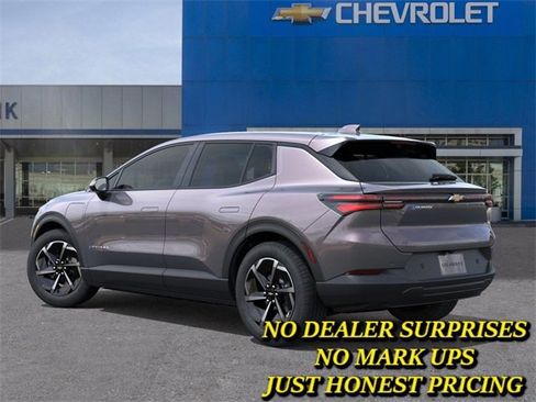 New 2026 Chevrolet Equinox EV LT image 3