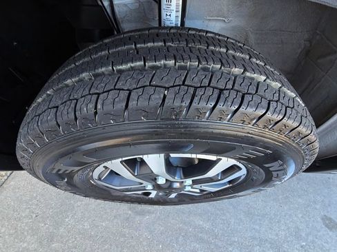 Used 2025 RAM ProMaster 2500 w/ Quick Order Package 22G SLT FWD image 26