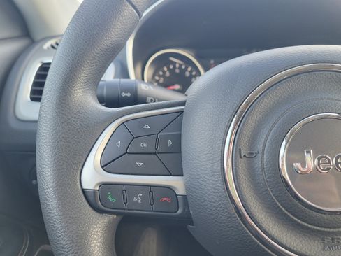 Used 2021 Jeep Compass Sport image 15