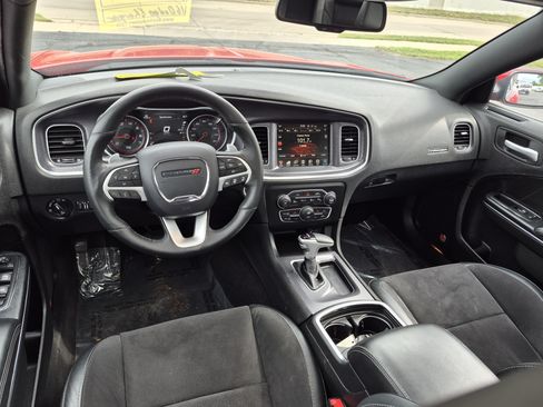 Used 2016 Dodge Charger R/T RWD image 16
