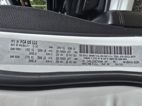 Used 2019 Dodge Durango GT image 33