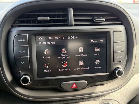 Used 2024 Kia Soul LX image 27