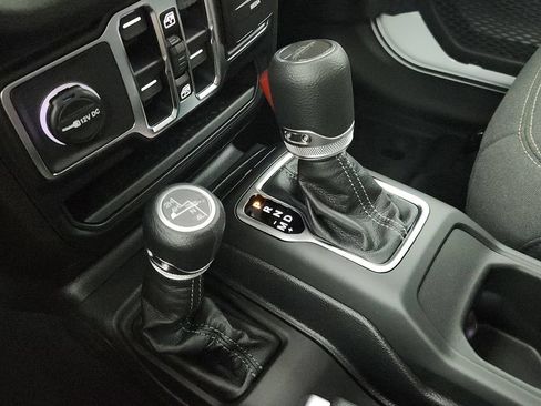 New 2026 Jeep Gladiator Sport AWD/4WD image 26