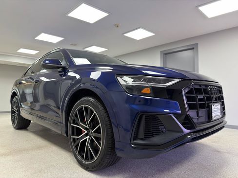 Used 2021 Audi Q8 Premium Plus w/ Premium Plus Package AWD/4WD image 4