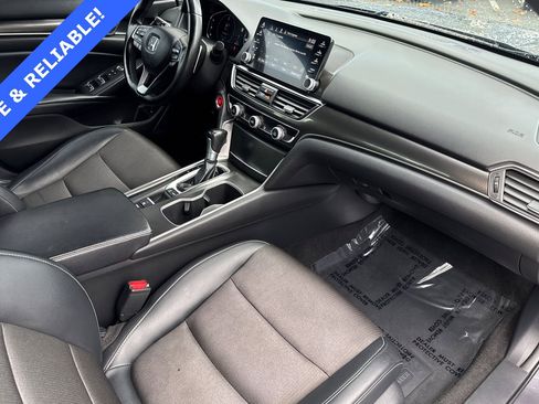 Used 2018 Honda Accord Sport image 15