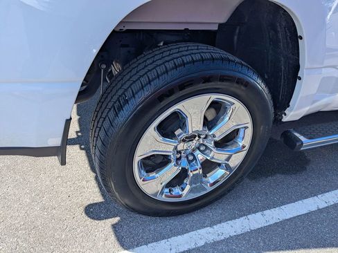 Used 2024 RAM 1500 Big Horn image 8