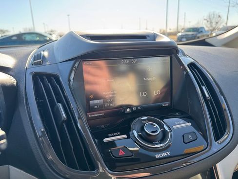 Used 2015 Ford C-MAX Energi SEL w/ Equipment Group 302A image 23