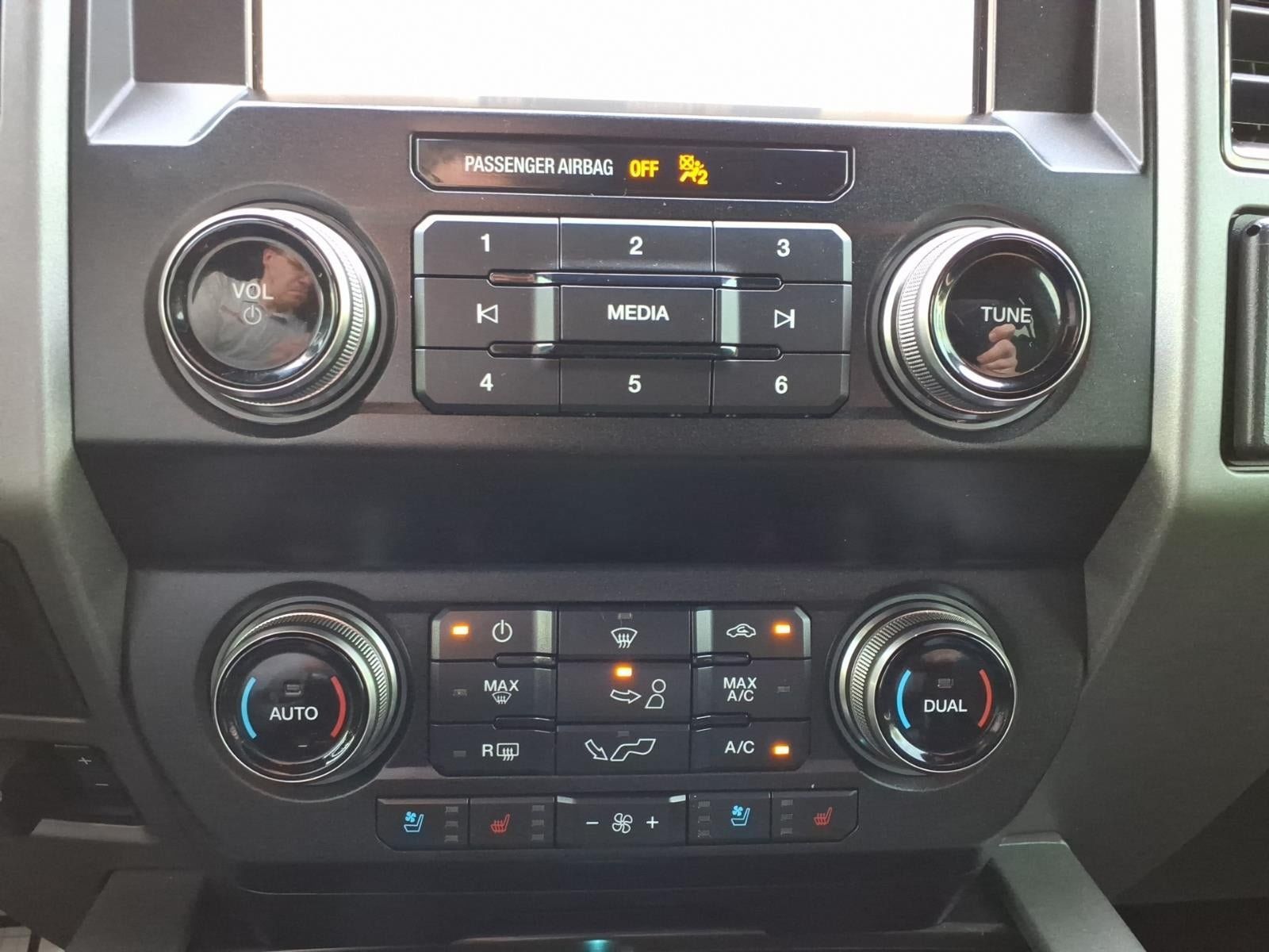 Used 2020 Ford F150 Raptor w/ Equipment Group 802A Luxury AWD/4WD image 24