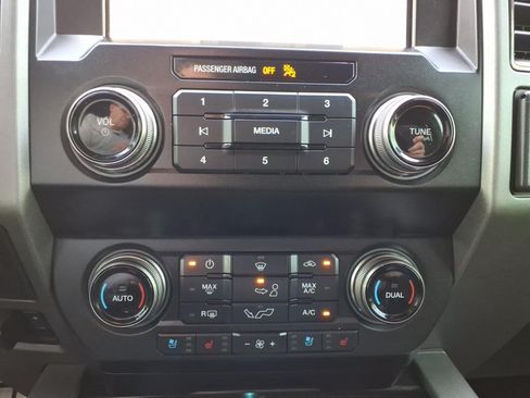 Used 2020 Ford F150 Raptor w/ Equipment Group 802A Luxury AWD/4WD image 24