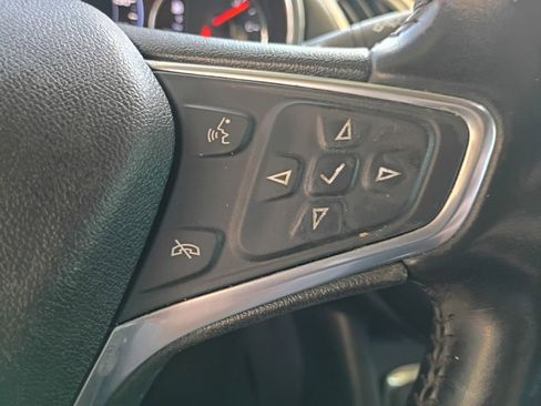 Used 2019 Chevrolet Malibu Premier w/ Sun and Wheel Package image 8