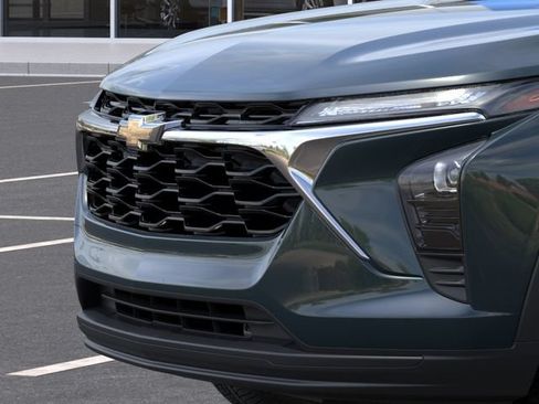 New 2026 Chevrolet Trax LS w/ LS Convenience Package FWD image 13