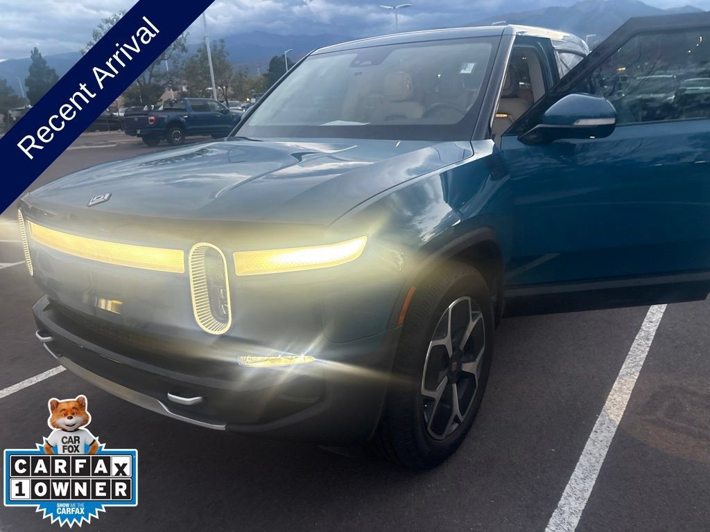 Used 2023 Rivian R1T Adventure Dual AWD/4WD image 1