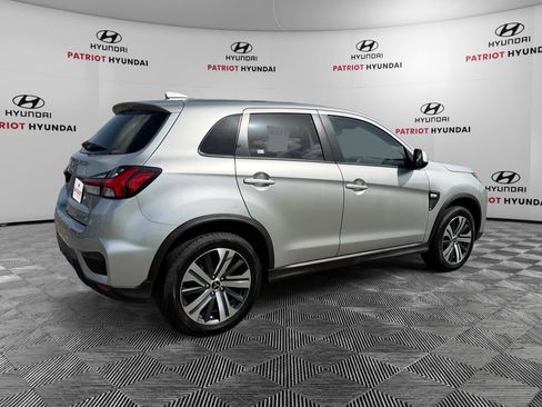 Used 2024 Mitsubishi Outlander Sport ES AWD/4WD image 4