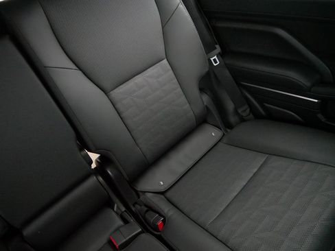 Certified 2025 Toyota 4Runner TRD Off-Road Premium image 14