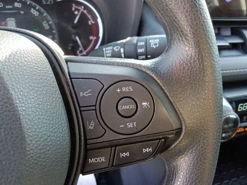 Used 2024 Toyota RAV4 XLE w/ Convenience Package image 19