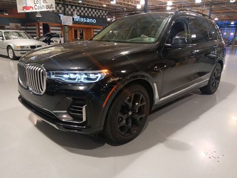 Used 2021 BMW X7 xDrive40i w/ Premium Package AWD/4WD image 1