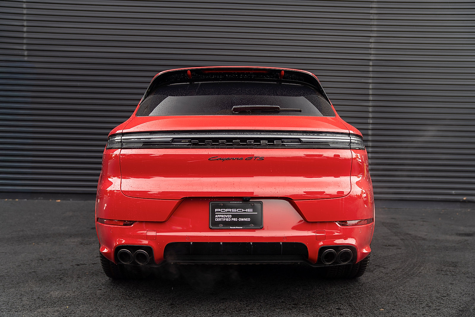Certified 2025 Porsche Cayenne GTS AWD/4WD image 33