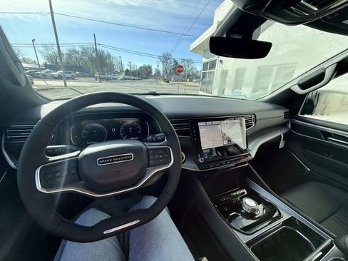 New 2026 Jeep Grand Wagoneer Limited image 18