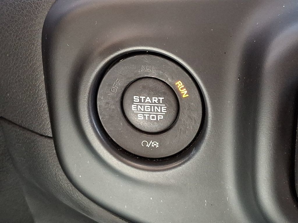 Used 2021 Jeep Wrangler Sport AWD/4WD image 22
