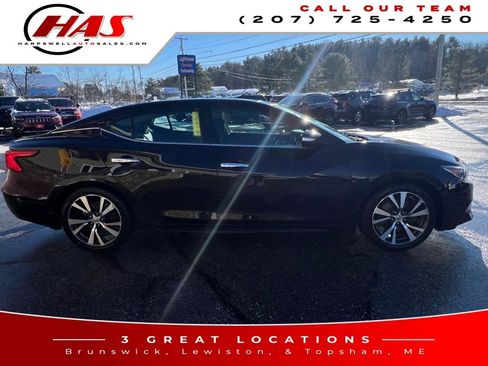Used 2017 Nissan Maxima Platinum image 8