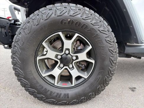 Used 2020 Jeep Wrangler Unlimited Rubicon AWD/4WD image 16