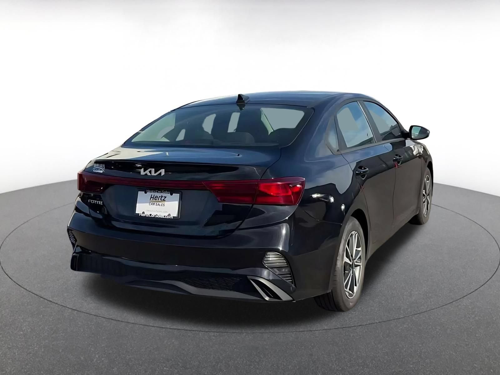 Used 2024 Kia Forte LXS FWD image 13