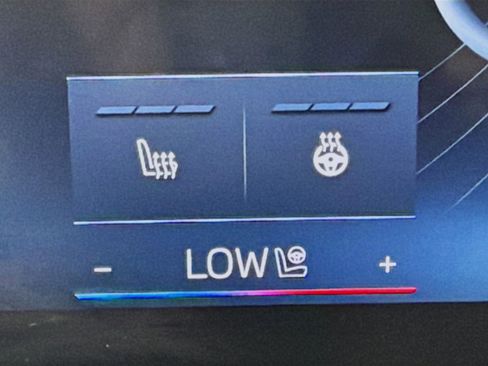 Used 2025 BMW X3 xDrive30i w/ Premium Package image 23