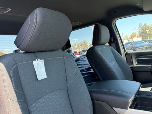 New 2026 RAM 2500 Big Horn AWD/4WD image 27