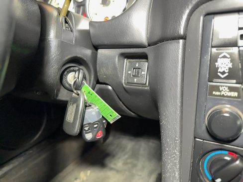 Used 2002 MAZDA MX-5 Miata image 66