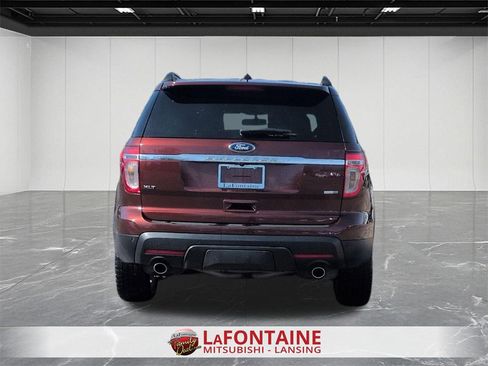 Used 2015 Ford Explorer XLT w/ Equipment Group 202A image 4