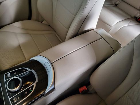 Used 2018 Mercedes-Benz GLC 300 image 28