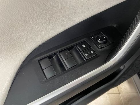 Used 2019 Toyota RAV4 Adventure w/ Cold Weather Package AWD/4WD image 20