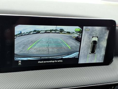 Used 2026 Nissan Kicks SR w/ SR Premium Package FWD image 13